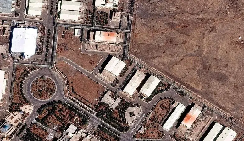 ABD ve İsrail'in İran'ın Natanz tesisine hava saldırısı düzenlediği bildirildi