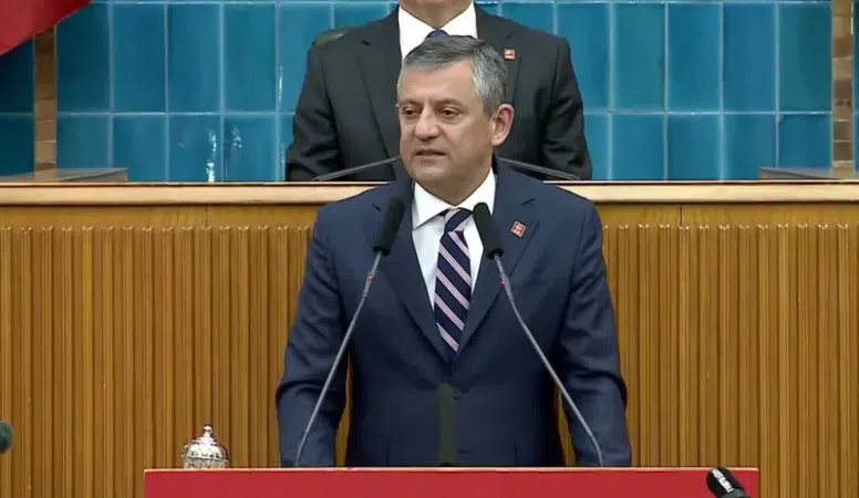 Özgür Özel’den ekonomi çıkışı: “Evlatlarımızı veresiye defterlerine düşürdüler”