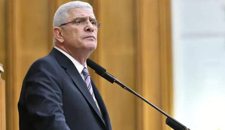 Müsavat Dervişoğlu’ndan Erdoğan’a sert sözler: “Ya Süleyman olacaksın ya Nemrut diye yazılacaksın”