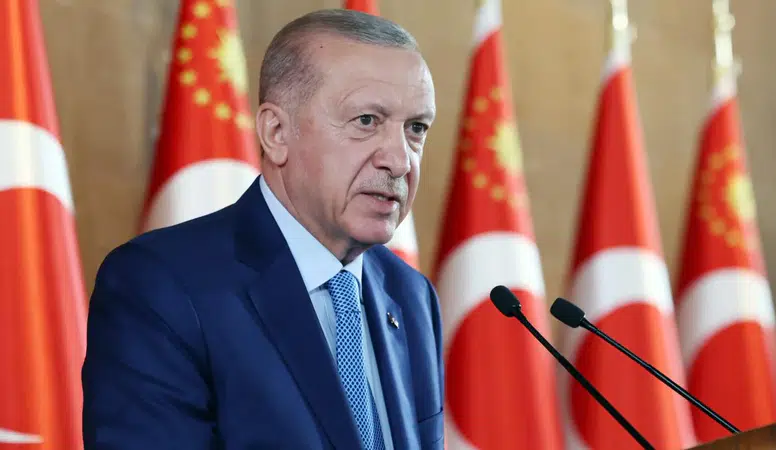 Cumhurbaşkanı Erdoğan’dan dikkat çeken paylaşım: “Cirminiz kadar yer yakarsınız”