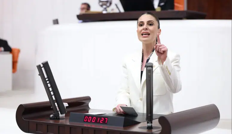 CHP’li Gizem Özcan’dan Akbelen çıkışı: “Güç sizde olabilir ama hak bizde”