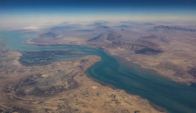 Hürmüz Boğazı’nda sınırlı geçiş: Son 24 saatte 15 gemi geçti, trafik savaş öncesinin çok altında