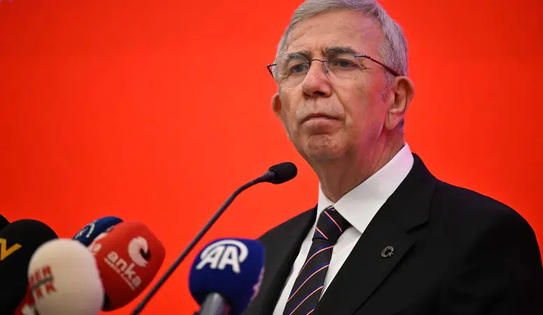 Mansur Yavaş’tan CHP’li belediyelere operasyon tepkisi: “Aynı şeyi iktidar partisinden belediyelere görmedik"