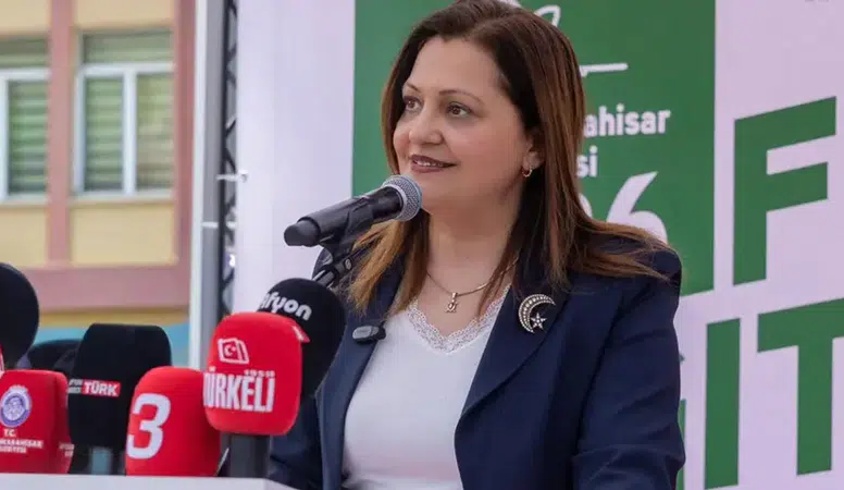 Burcu Köksal’dan AK Parti Açıklaması: “Salı Günü Katılıyorum”
