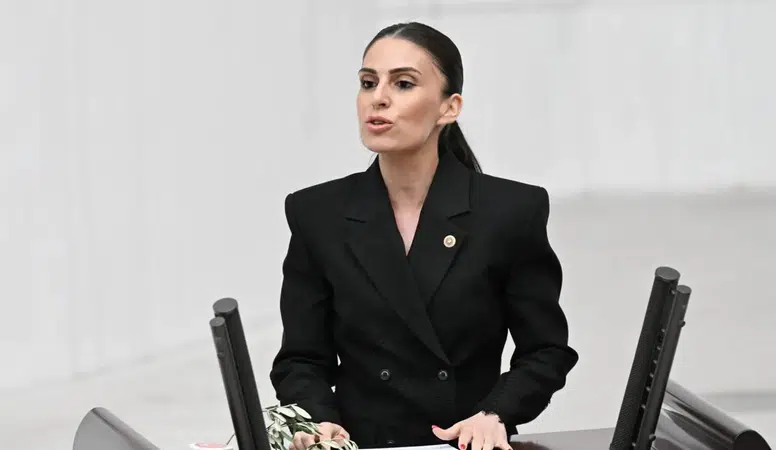 CHP’li Gizem Özcan’dan 19 Mayıs mesajı: Gençlerin sesi güçlendikçe Cumhuriyet yükselecek