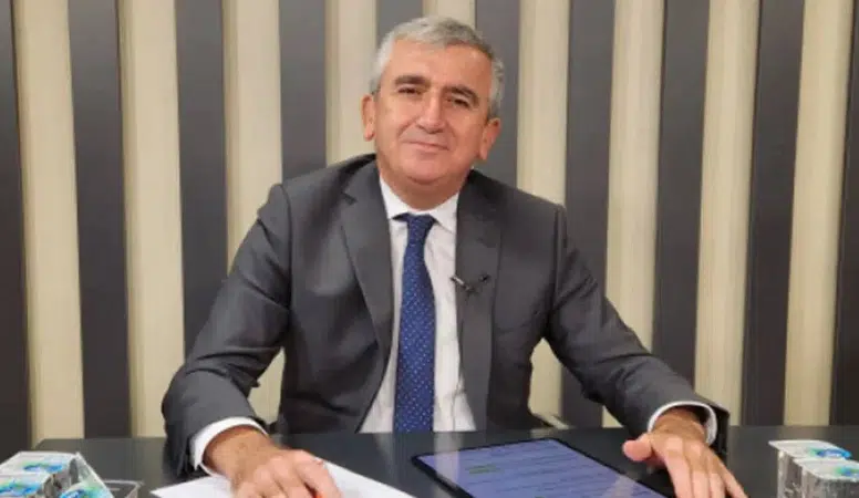 Akçakoca Belediye Başkanı Fikret Albayrak görevden uzaklaştırıldı