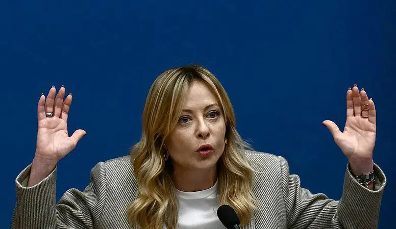Meloni’den yapay zeka ile üretilen fotoğrafına tepki: “İnanmadan önce doğrulayın”