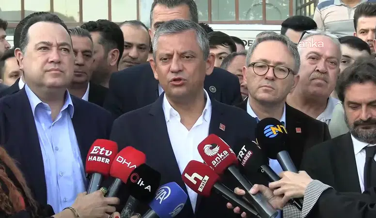 Özgür Özel'den Net Mesaj: "Yeni Parti Kurmuyoruz, Atatürk'ün Partisine Sahip Çıkacağız"