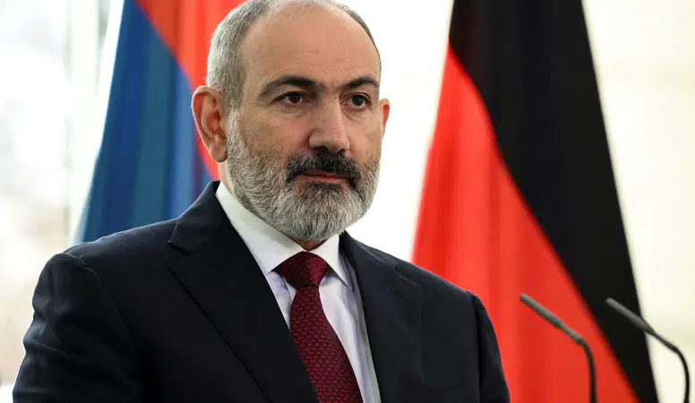 Ermenistan Seçimlerinde Sürpriz Sonuç! Paşinyan Birinci Çıktı Ama Tek Başına Hükümet Kuracak Çoğunluğa Ulaşamadı