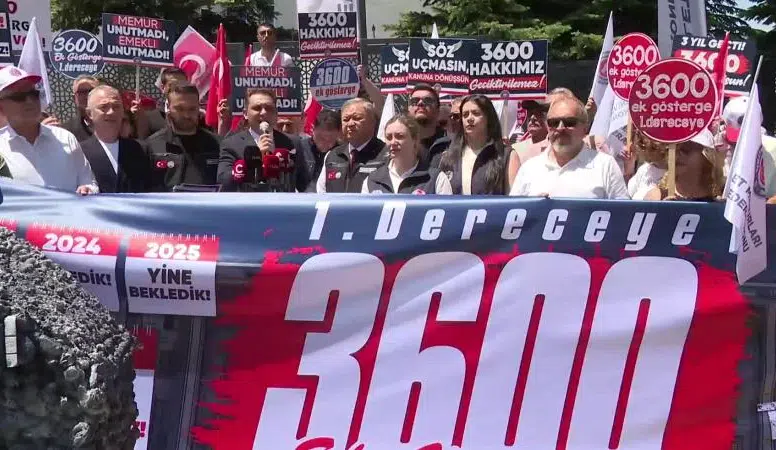Bakanlık Önünde Ek Zam ve 3600 Ek Gösterge Çağrısı: “Verilen Sözler Yerine Getirilsin”