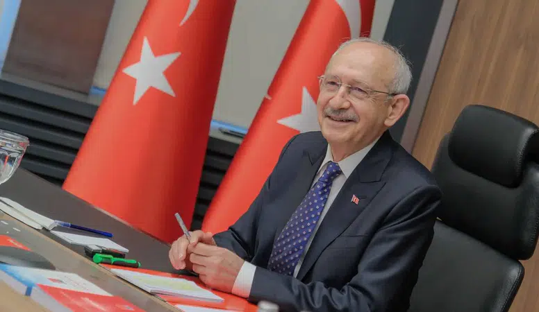 Kılıçdaroğlu birlik çağrısı yaparak genel merkezde toplantı yapacağını açıkladı