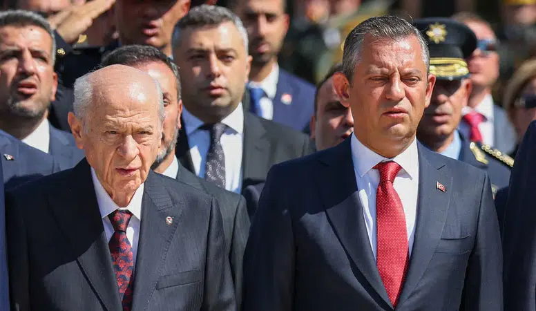 Devlet Bahçeli'den Yeni Parti Açıklaması: Türk Siyasetinde Ayrılıklar Güçsüzlük Değil, Zenginliktir