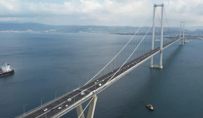 Otoyol ve Köprü Ücretlerine Zam: Osmangazi ve 1915 Çanakkale Köprüsü 1170 Lira Oldu
