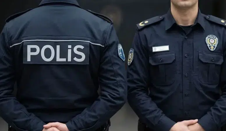 Bakan Duyurdu: Polislerin Mesai Düzeni Değişiyor, Fazla Çalışana Ek Ödeme Geliyor