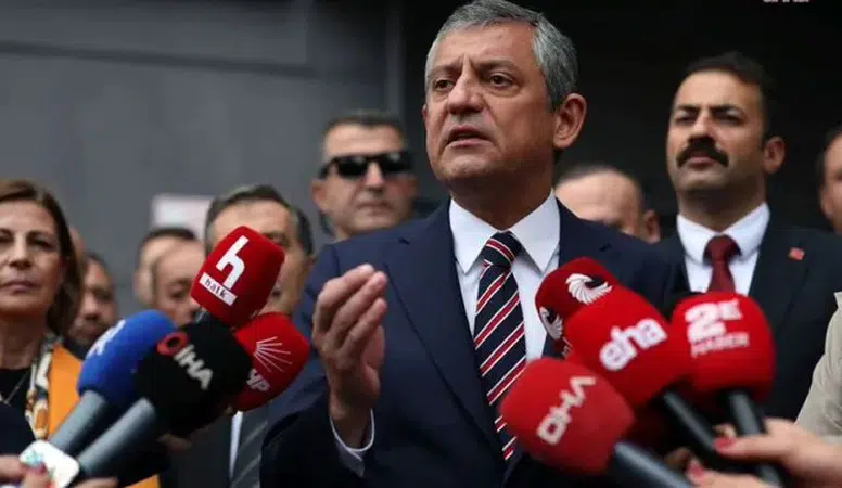 Özgür Özel’den Silivri’de İmamoğlu açıklaması: “Savunma hakkı engellenir durumda”