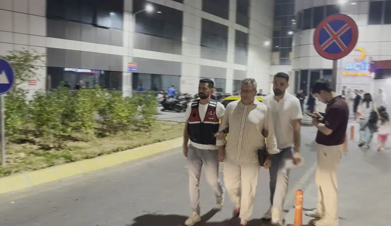 Cem Küçük Hakkında Şok İddialar! MASAK Raporları ve Şantaj Detayı
