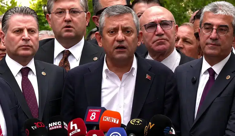 Yeni Parti'nin kuruluşu gerçekleşti, Özgür Özel: "Yolumuz iktidar yoludur"