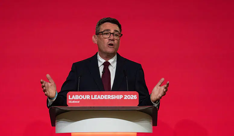 Andy Burnham, Kral III. Charles'tan görev alarak İngiltere'nin yeni başbakanı oldu