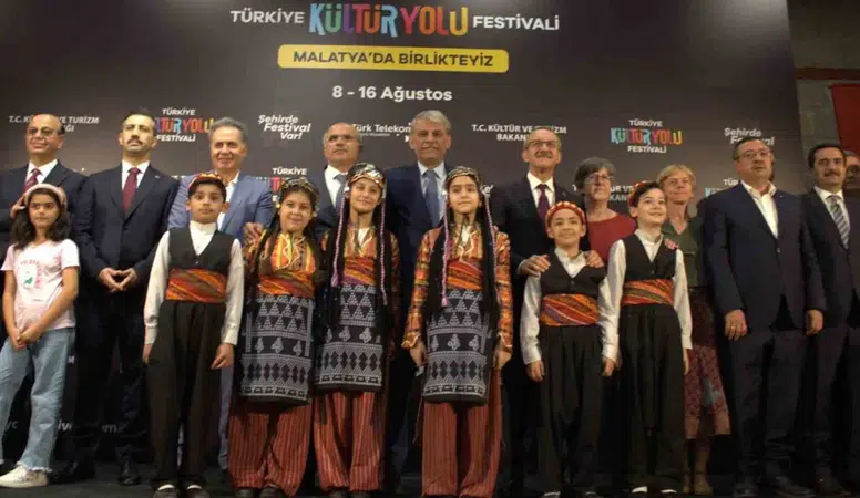 Malatya'da Kültür Yolu Festivali başladı: 149 etkinlik, ünlü sanatçılar konserleriyle dolu!