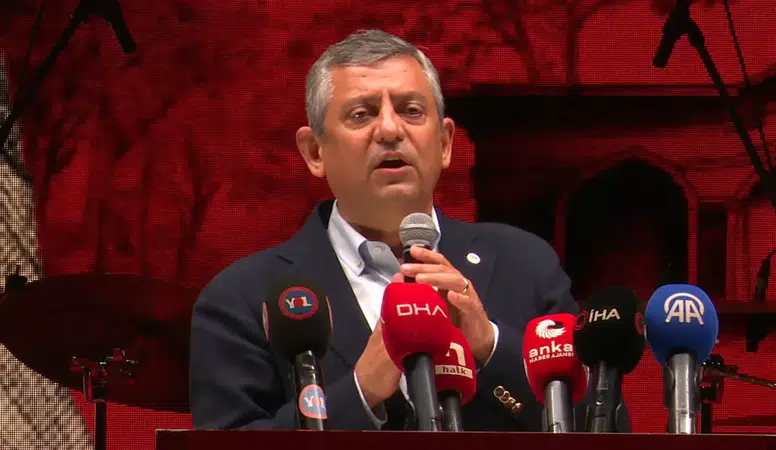 Özgür Özel Hacı Bektaş'ta konuştu: "Alevilerin Eşitliği İçin Mücadele Ediyoruz"