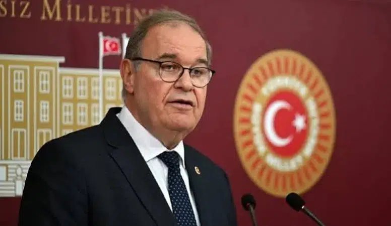 CHP Grup Başkanı Öztrak'tan AK Parti'ye eleştiri: 25 yılın faturası milletimize kesildi!