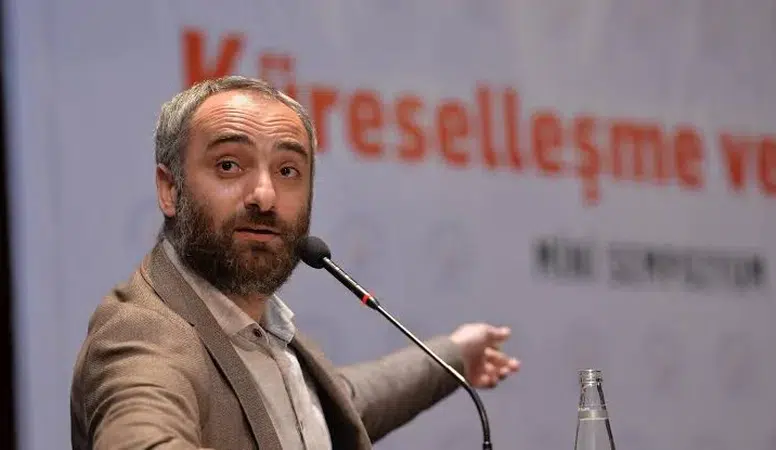 İsmail Saymaz yeni yayın döneminde Halk TV’de yok