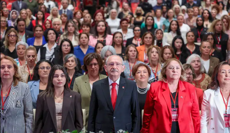 Kılıçdaroğlu: Kadınların gücü, Cumhuriyetin temel taşlarıdır