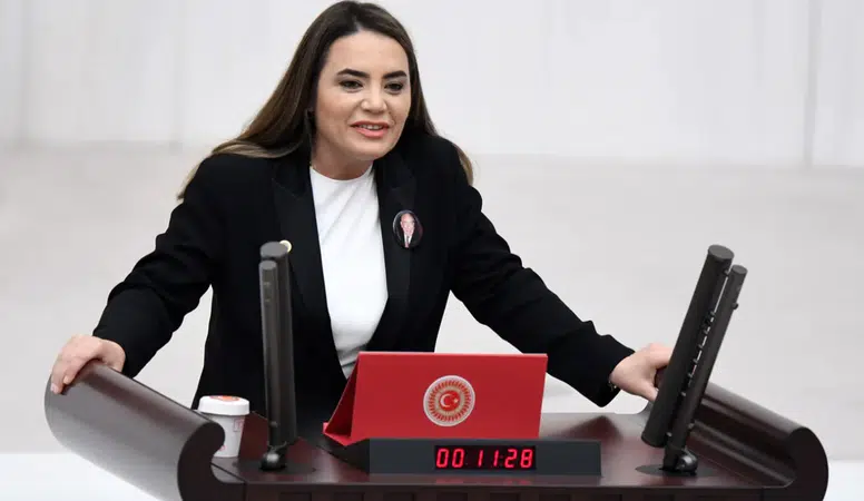 İYİ Partili Ayyüce Türkeş: Ekonomik buhranı yanlış yönetim tetikliyor