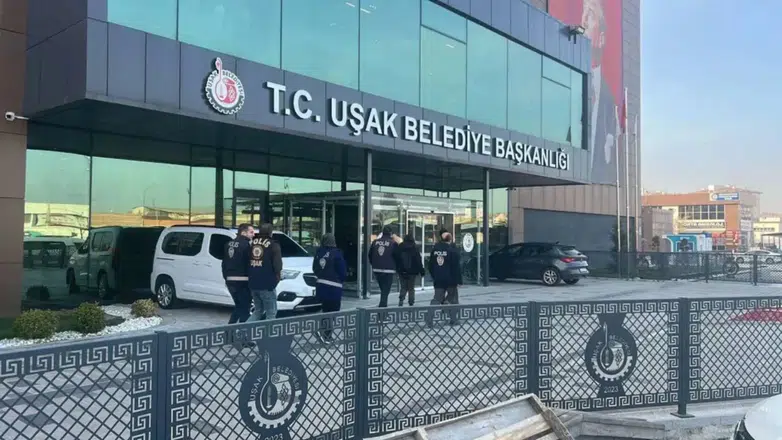 Uşak Belediyesi soruşturmasında ikinci dalga: CHP İl Başkanı Celalettin Çoban’ın da aralarında olduğu 25 kişi gözaltında