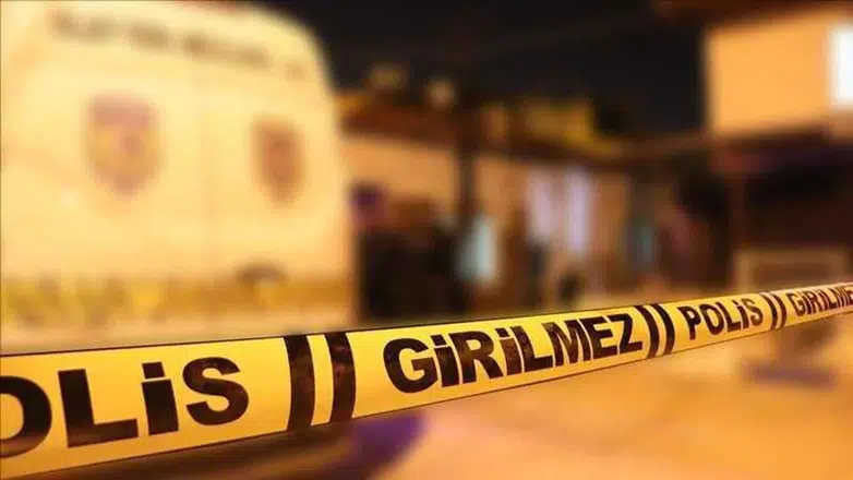 Kocaeli’de Dehşet: 5 Çocuk Annesi Kadın Eşi Tarafından Sokak Ortasında Bıçaklanarak Öldürüldü