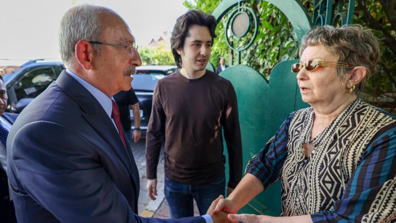 CHP GENEL BAŞKANI KEMAL KILIÇDAROĞLU, ÖZKAN UĞUR’UN AİLESİNİ ZİYARET ETTİ