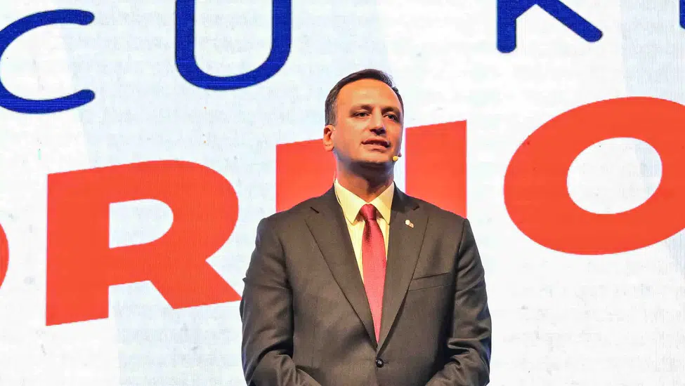 Bornova’da 2 Yıllık Hizmet Vurgusu: Ömer Eşki’den “Kuzey Yıldızı” Sunumu