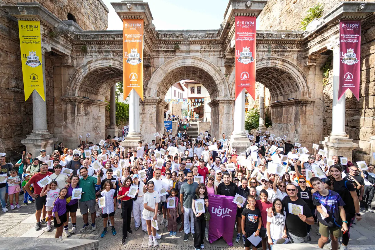 11. Uluslararası Kaleiçi Old Town Festivali Renki Karelere Sahne Oldu 33