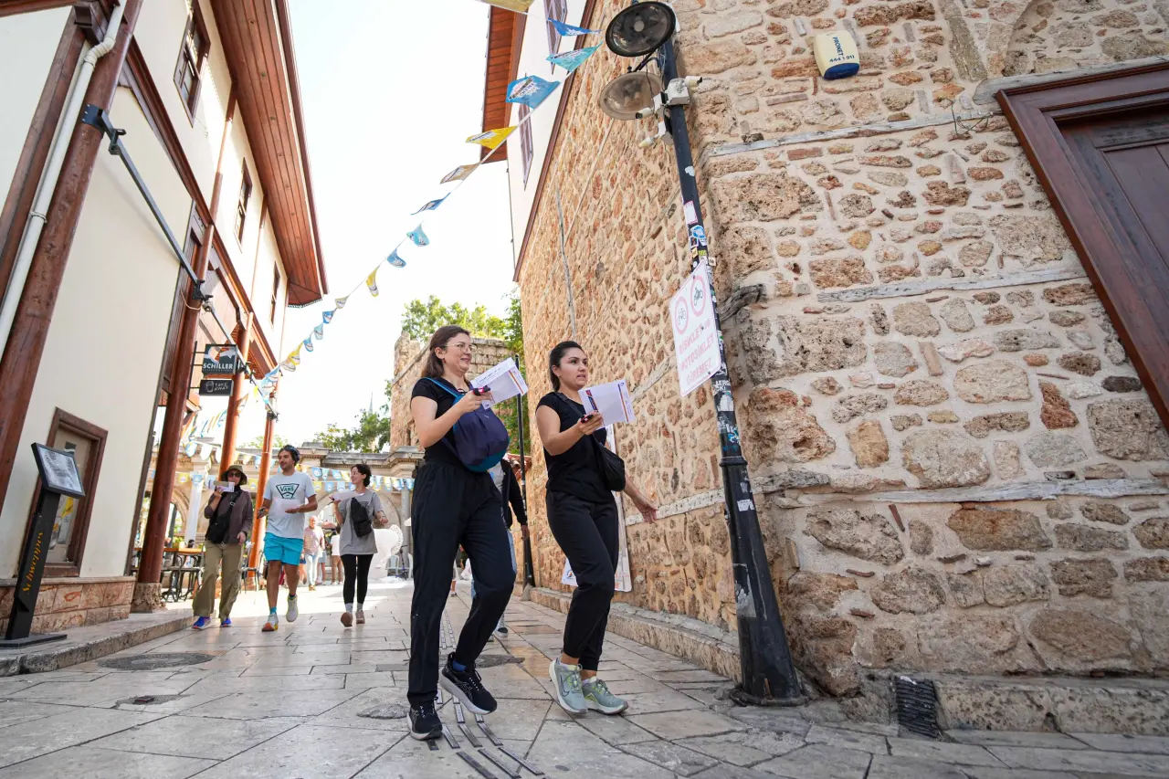 11. Uluslararası Kaleiçi Old Town Festivali Renki Karelere Sahne Oldu 34