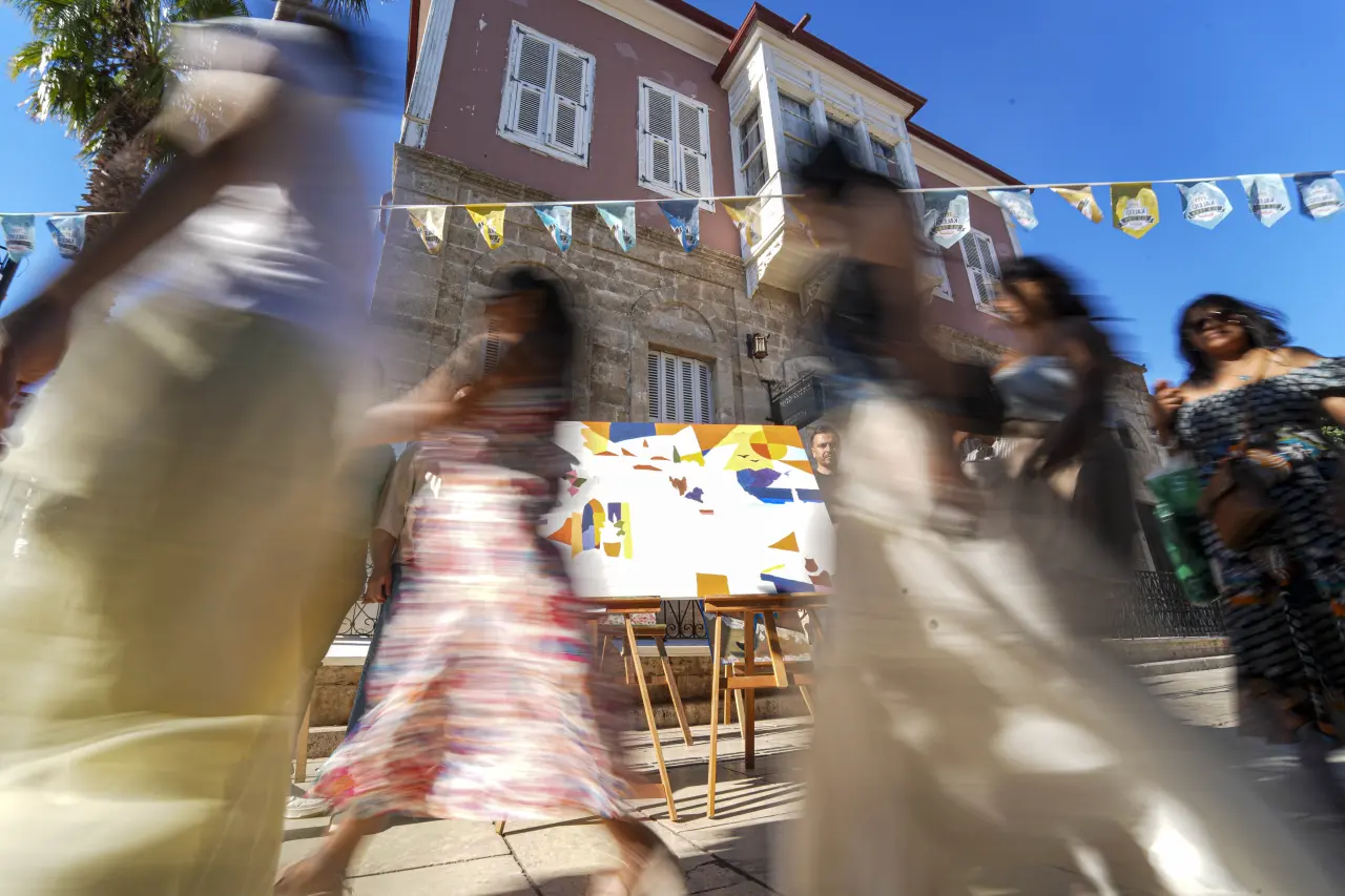 11. Uluslararası Kaleiçi Old Town Festivali Renki Karelere Sahne Oldu 19