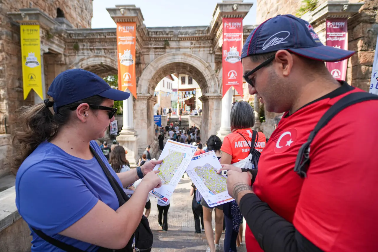 11. Uluslararası Kaleiçi Old Town Festivali Renki Karelere Sahne Oldu 32