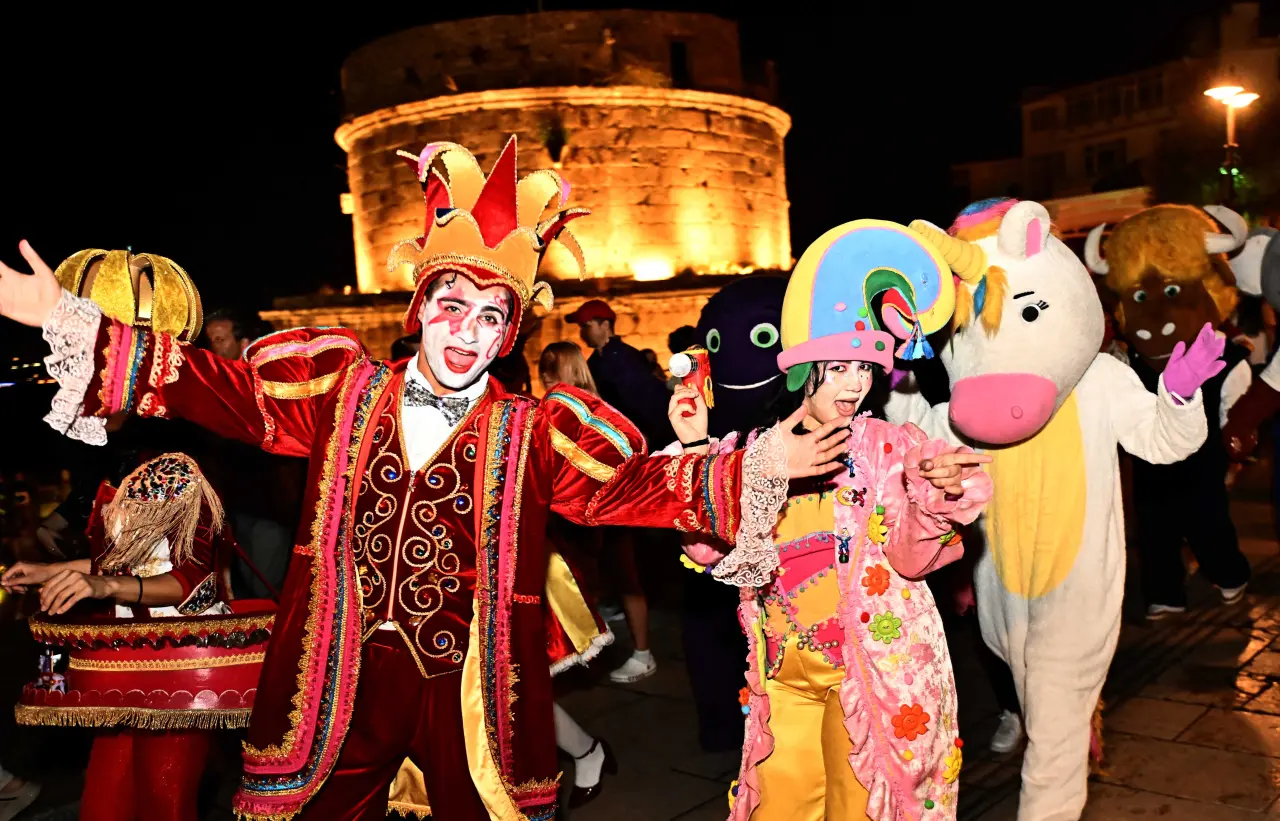 11. Uluslararası Kaleiçi Old Town Festivali Renki Karelere Sahne Oldu 2