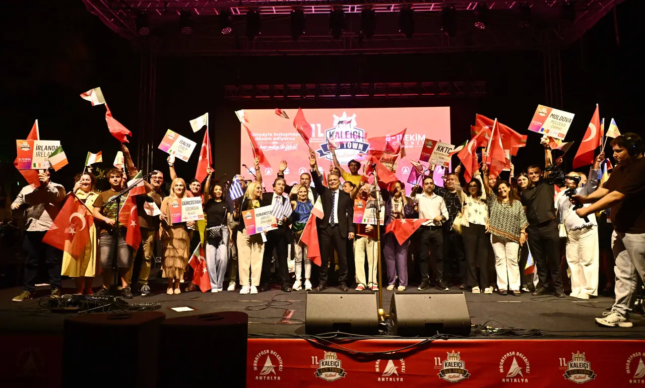 11. Uluslararası Kaleiçi Old Town Festivali Renki Karelere Sahne Oldu 3