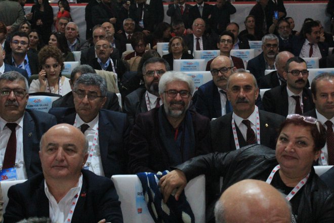 CHP KURULTAYINDAN KARELER 319