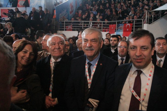 CHP KURULTAYINDAN KARELER 193
