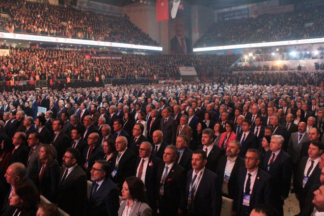 CHP KURULTAYINDAN KARELER 426