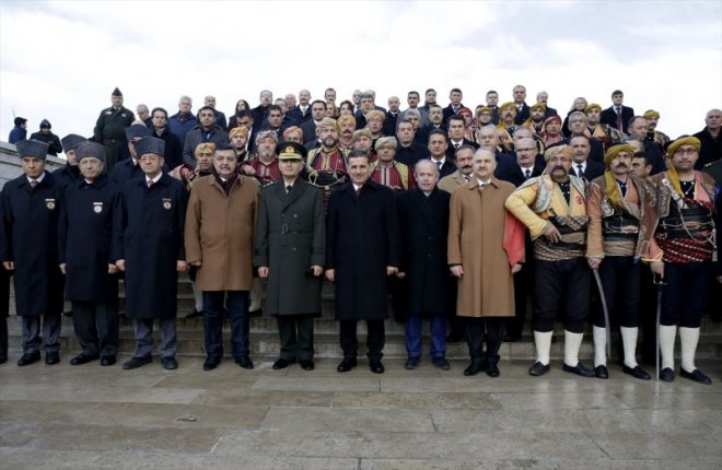 Atatürk'ün Ankara'ya gelişinin 98. yıl dönümü kutlandı 7