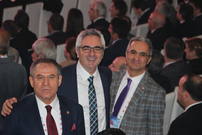 CHP KURULTAYINDAN KARELER 417