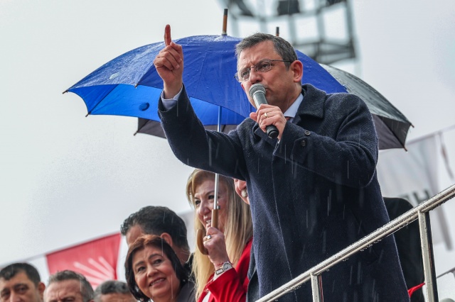 Cumhuriyet Halk Partisi Genel Başkanı Özgür Özel, Manisa'da 5