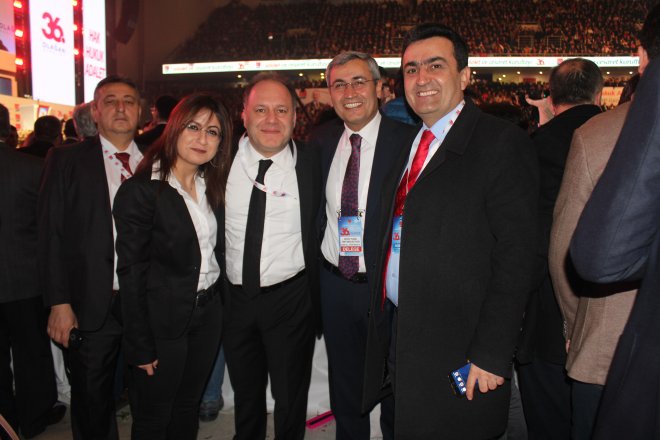 CHP KURULTAYINDAN KARELER 360