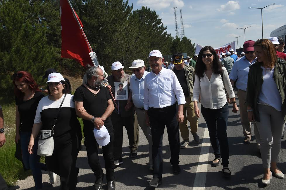 Sanatçılardan Adalet Yürüyüşü'ne Destek 2