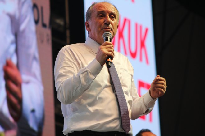CHP KURULTAYINDAN KARELER 147