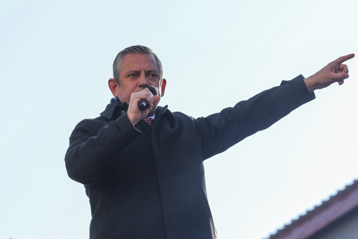 CHP Genel Başkanı Özgür Özel Kars İl Başkanlığının açılışını gerçekleştirdi 1