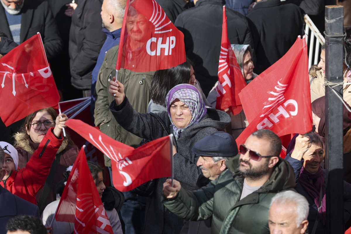 CHP Genel Başkanı Özgür Özel Kars İl Başkanlığının açılışını gerçekleştirdi 4