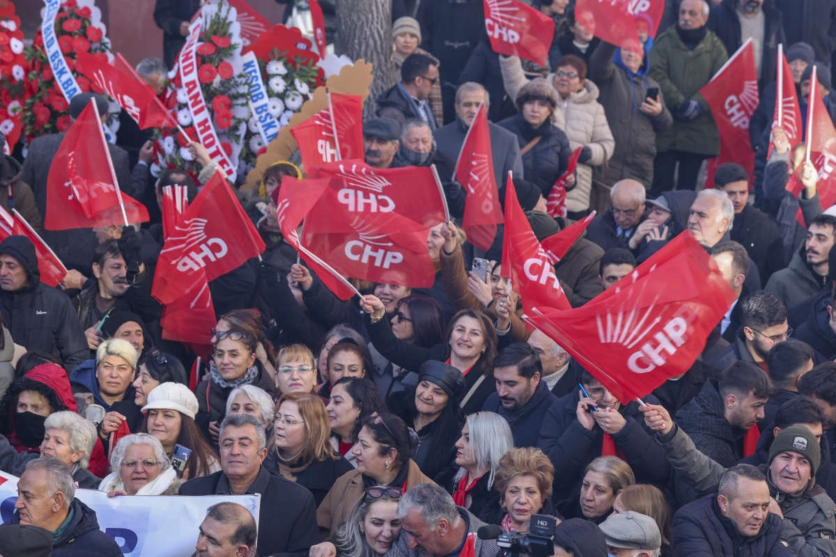 CHP Genel Başkanı Özgür Özel Kars İl Başkanlığının açılışını gerçekleştirdi 7